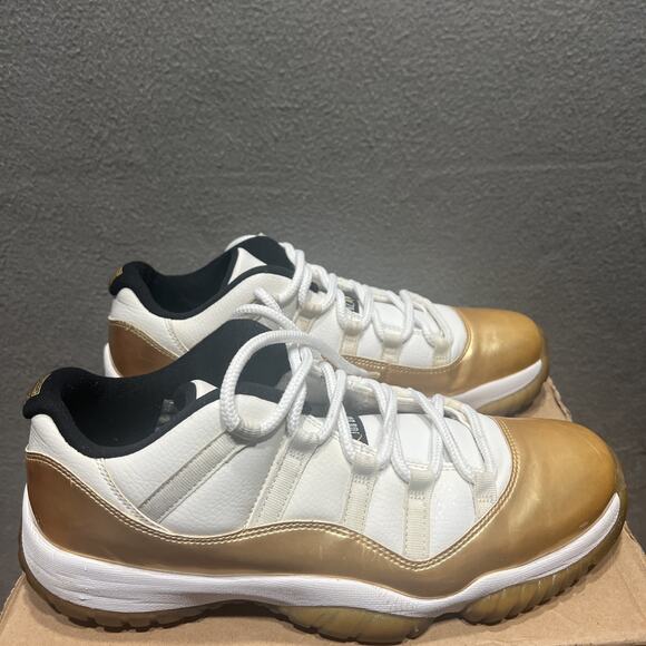 Nike Air Jordan 11 Retro Low Closing Ceremony Size 10.5 White 528895-103 main image 12